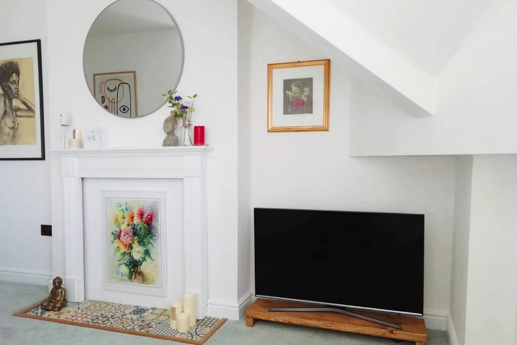 Cosy, Elegant Apartment In Heart Of Ludlow Town Exterior foto